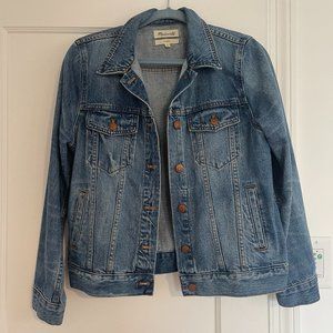 Madewell jean jacket - size L